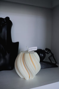 Spiral candle